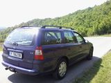 Vand sau schimb Opel Vectra B Caravan 1.6 benzinar, fotografie 5