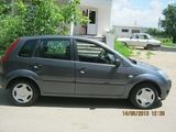 Vand / Schim Ford Fiesta 2005 1.6 TDCI, fotografie 2