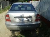 Vand Skoda Octavia 1.6 i, fotografie 2