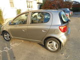 Vand TOYOTA YARIS, photo 2