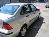 vanzare Ford Focus sedan, photo 2