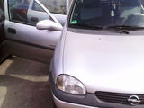 vind opel corsa 2000