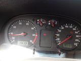 VW GOLF 1400 an2002, photo 3