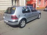 VW golf 4  1.4 16v an 2001 