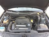 VW GOLF 4 1.6-16V, photo 3